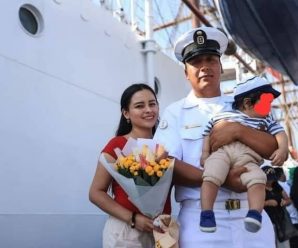 Militar vuelve luego de 3 años y por fin puede conocer a su bebé de 6 meses 🥹 No le digas nada…