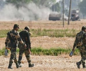 Balacera entre soldados de India y Pakistán desata caos en las calles por tercer día consecutivo