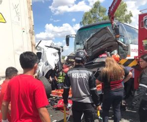Un grave accidente deja 12 personas expiradas y 28 personas heridas 😱, ven a ver donde ocurrió esta colisión