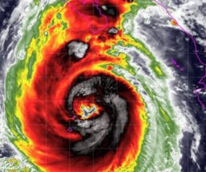 ATENCIÓN 🚨Se Acerca un gran hur4cán se dirig…𝗩𝗲𝗿 𝗺𝗮𝘀