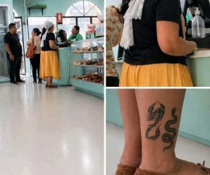 Señora se vuelve viral en una panadería por su tatuaje 😳…ver más