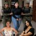 CAPTURAN a mujer acusada de coger a su prima e inyectarle ven…Ver más