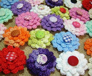 DIY Easy Crochet Button Flowers